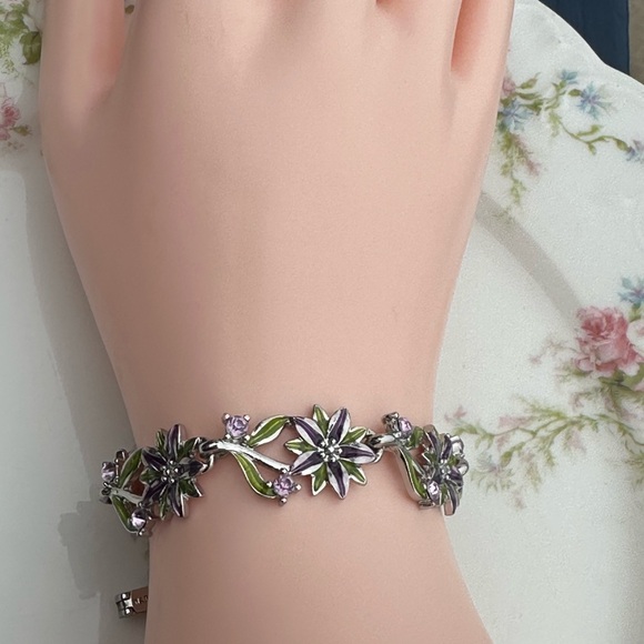 Floral Silver and Purple Bracelet Napier 7” - Picture 5 of 9